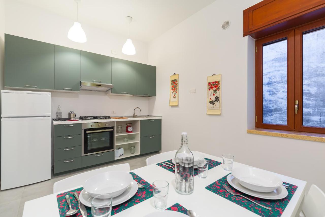 Casana On Christmas Alley By Napoliapartments المظهر الخارجي الصورة